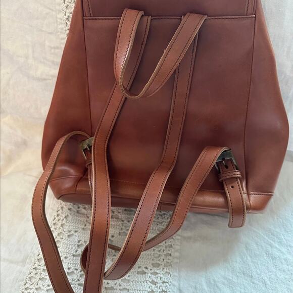 VTG Womens L.L. Bean Brown Leather Small Backpack Purse - Picture 3 of 5